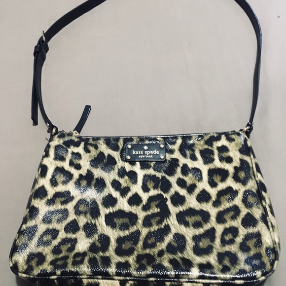 kate spade Handbags - Gently Used Leopard Kate Spade Crossbody